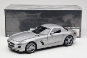 Mercedes AMG SLS C197 Grey Metallic Minichamps 1:18 100039025 Metal — billede 8 af 8