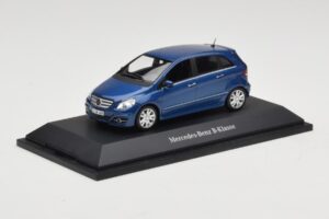 Mercedes B-Class W245 Lotus Blue Metallic Minichamps 1:43 B66962407 Metal — billede 2 af 4