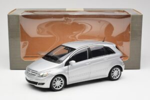 Mercedes B-Class W245 Sølv Kyosho 1:18 B66962326 Metal — billede 8 af 8