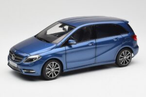 Mercedes B-Class W246 Lotus Blå Metallic Norev 1:18 B66961410 Metal