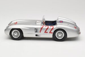 Mercedes 300 SLR W196S #722 S. Moss / D. Jenkinson Mille Miglia Winner 1955 Maisto 1:18 536887 Metal — billede 4 af 8