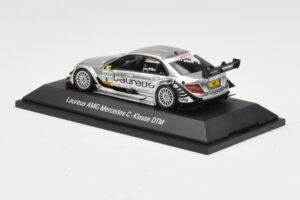 Mercedes C-Class C204 #8 R. Schumacher HWA DTM 2010 Minichamps 1:43 B66961414 Metal — billede 3 af 4