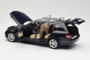 Mercedes C-Class S204 T-Modell Tanzanite Blå AUTOart 1:18 B66962352 Metal — billede 5 af 8