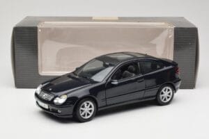 Mercedes C-Class Sports Coupe CL203 Blå Maisto 1:18 B66962124 Metal — billede 8 af 8