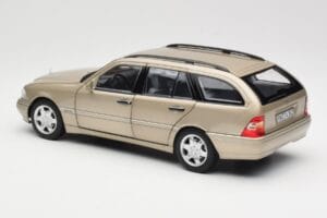 Mercedes C-Class T-Model W202 Smoke Silver Norev 1:18 183388 Metal — billede 7 af 8