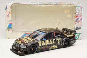 Mercedes C-Class W202 #3 J. van Ommen AMG Mercedes Team DTM 1995 UT Models 1:18 180953303 Metal — billede 8 af 8
