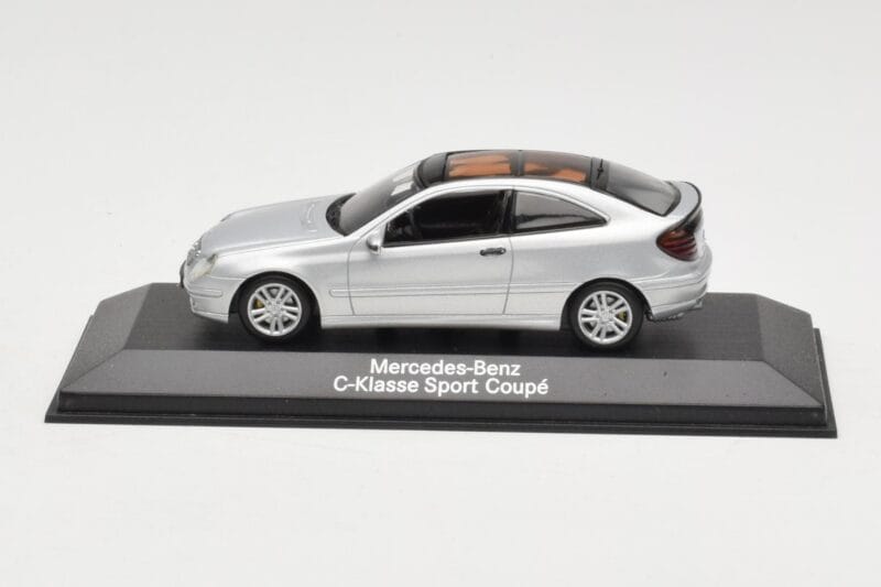 Mercedes C-Class W203 Sport Coupe Sølv Minichamps 1:43 B66961916 Metal