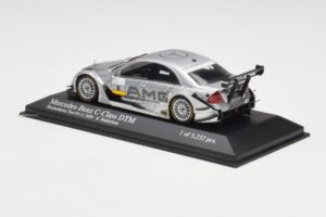 Mercedes C-Class W203 #8 Team AMG DTM Test Car 2004 Minichamps 1:43 400043498 Metal — billede 3 af 4
