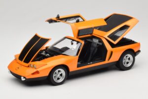 Mercedes C111 II White Autumn Metallic Norev 1:18 183050 Metal — billede 2 af 10