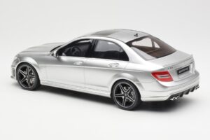 Mercedes C63 AMG W204 Sølv GT Spirit 1:18 GT462 Resin — billede 5 af 6