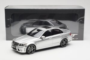Mercedes C63 AMG W204 Sølv GT Spirit 1:18 GT462 Resin — billede 6 af 6