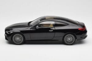 Mercedes CLE C236 Coupe Obsidian Sort Metallic Norev 1:18 183937 Metal — billede 4 af 8