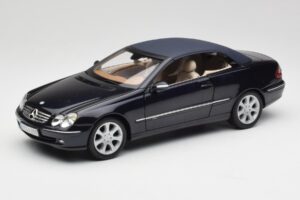 Mercedes CLK 500 W209 Cabriolet Mørkeblå Metallic Kyosho 1:18 B66962174 Metal — billede 3 af 9