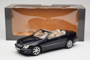 Mercedes CLK 500 W209 Cabriolet Mørkeblå Metallic Kyosho 1:18 B66962174 Metal — billede 9 af 9