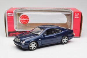 Mercedes CLK 55 AMG C209 Blå Metallic Anson 1:18 30343 Metal — billede 8 af 8