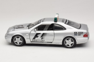 Mercedes AMG CLK 55 F1 Safety Car Maisto 1:18 B66005234 Metal — billede 3 af 6