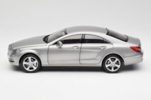Mercedes CLS C218 Designo Alubeam Titanium Norev 1:18 B66961298 Metal — billede 4 af 8