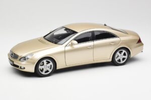 Mercedes CLS C219 Lys Beige Guld Kyosho 1:18 08401LBE Metal