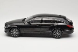 Mercedes CLS Shooting Brake X218 Obsidian Black Norev 1:18 B66960115 Metal — billede 4 af 8