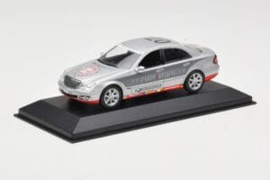 Mercedes E-Class W211 #7 Team AutoBild Paris-Beijing 2006 Replacement Box Minichamps 1:43 MB001 Metal — billede 2 af 4