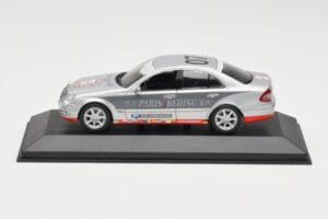Mercedes E-Class W211 #7 Team AutoBild Paris-Beijing 2006 Replacement Box Minichamps 1:43 MB001 Metal