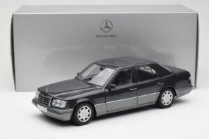 Mercedes E320 W124 Nautik Blå Metallic Dealer Edition AUTOart 1:18 B66040508 Metal — billede 8 af 8