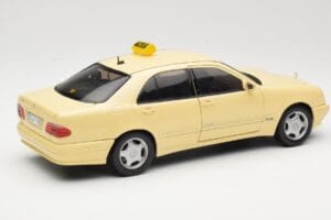 Mercedes E320 W210 Taxi Sun Star 1:18 1160 Metal — billede 3 af 8