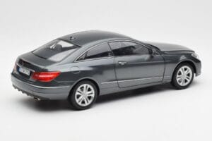Mercedes E500 C207 Coupe Tenoric Grå Norev 1:18 183540 Metal — billede 3 af 8