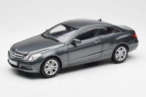 Mercedes E500 C207 Coupe Tenoric Grå Norev 1:18 183540 Metal