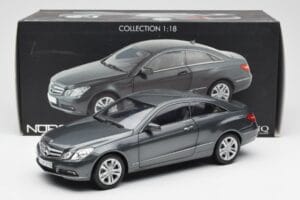 Mercedes E500 C207 Coupe Tenoric Grå Norev 1:18 183540 Metal — billede 8 af 8