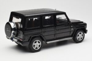 Mercedes G 500 W463 Sort Dealer Edition AUTOart 1:18 B66962143 Metal — billede 3 af 8