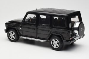 Mercedes G 500 W463 Sort Dealer Edition AUTOart 1:18 B66962143 Metal — billede 7 af 8