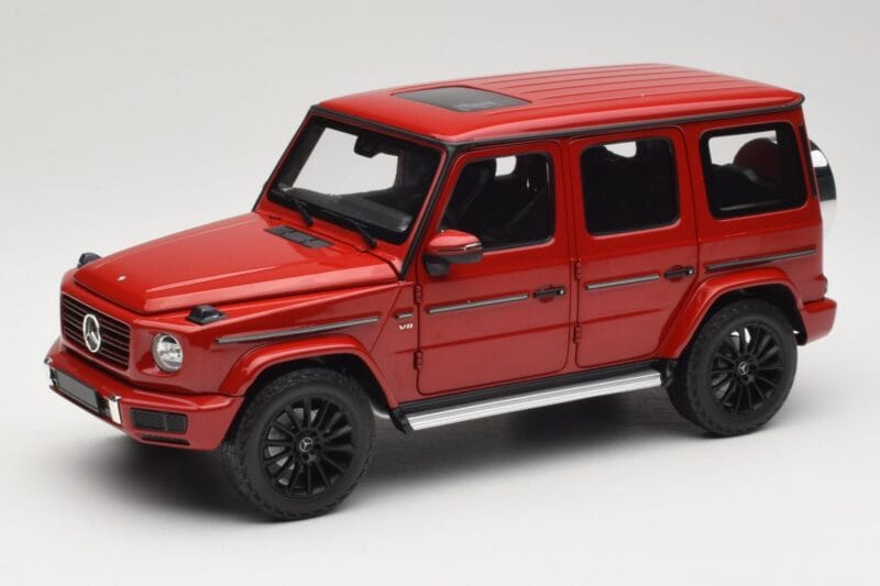 Mercedes G 500 W463 Rød Minichamps 1:18 110037101 Metal