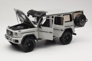 Mercedes G 63 AMG 4x4 Squared Arabian Grey Almost Real 1:18 820829 Metal — billede 2 af 8