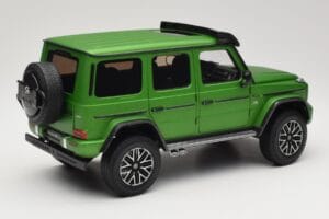 Mercedes G 63 AMG 4x4 Squared Green Hell Magno Almost Real 1:18 820821 Metal — billede 3 af 8