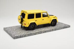 Mercedes Brabus 850 6.0 Widestar G63 W463 Electric Beam Yellow Minichamps 1:18 107032402 Metal — billede 2 af 6