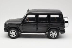 Mercedes G-Class G 500 W463 Smaragd Black Metallic AUTOart 1:18 76101 Metal — billede 4 af 8