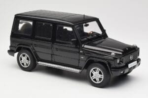 Mercedes G-Class G 500 W463 Smaragd Black Metallic AUTOart 1:18 76101 Metal — billede 6 af 8