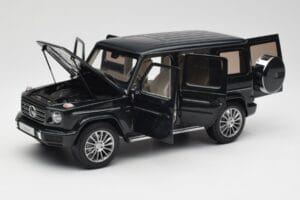 Mercedes G-Class G500 W463A Emerald Green Minichamps 1:18 B66960810 Metal — billede 2 af 8