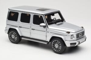 Mercedes G-Class G 500 W463A Iridium Silver Metallic Minichamps 1:18 113037112 Metal — billede 6 af 8