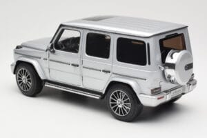 Mercedes G-Class G 500 W463A Iridium Silver Metallic Minichamps 1:18 113037112 Metal — billede 7 af 8