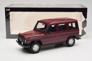 Mercedes G-Class W460 LWB Mørkrød Minichamps 1:18 155038102 Metal — billede 6 af 6