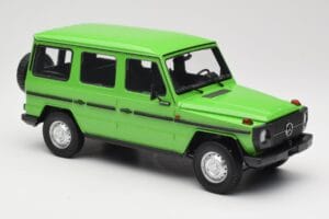 Mercedes G-Class W460 LWB Grøn Minichamps 1:18 155038101 Metal — billede 4 af 6
