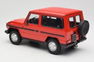 Mercedes G-Class W460 SWB Rød Minichamps 1:18 155038002 Metal — billede 5 af 6