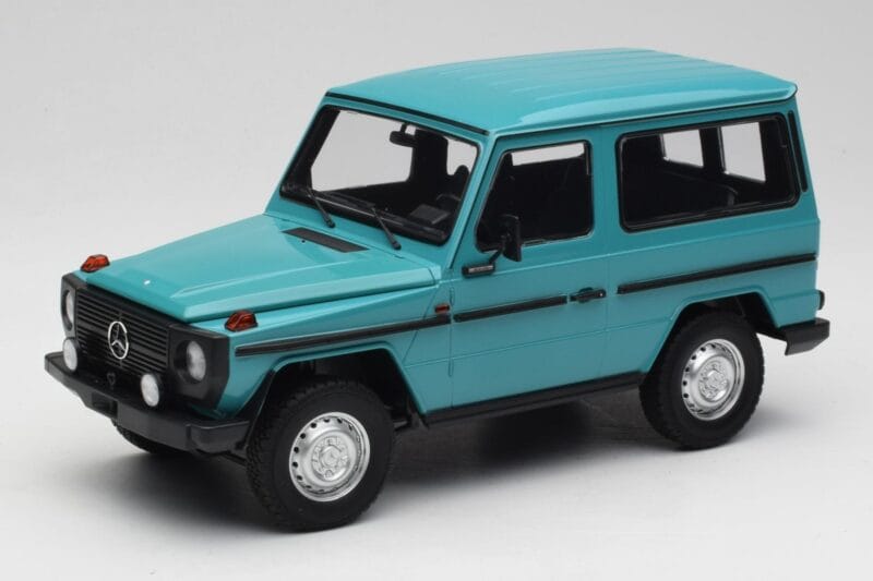 Mercedes G-Class W460 SWB Turkis Minichamps 1:18 155038001 Metal