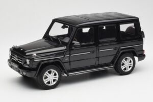 Mercedes G500 W463 Sort AUTOart 1:18 76216 Metal