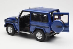 Mercedes G500 W463 SWB Blå AUTOart 1:18 76114 Metal — billede 5 af 8