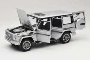 Mercedes G55 AMG W463 Sølv AUTOart 1:18 76247 Metal — billede 2 af 8