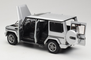 Mercedes G55 AMG W463 Sølv AUTOart 1:18 76247 Metal — billede 5 af 8