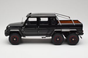 Mercedes AMG G63 W463 6x6 Gloss Sort AUTOart 1:18 76306 Komposit — billede 4 af 8